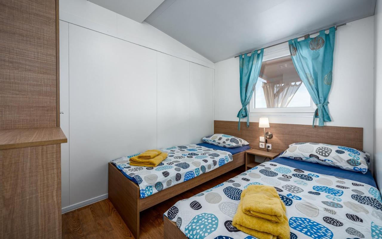 Panorama Mobile Homes In Camping Park ウマグ 部屋 写真