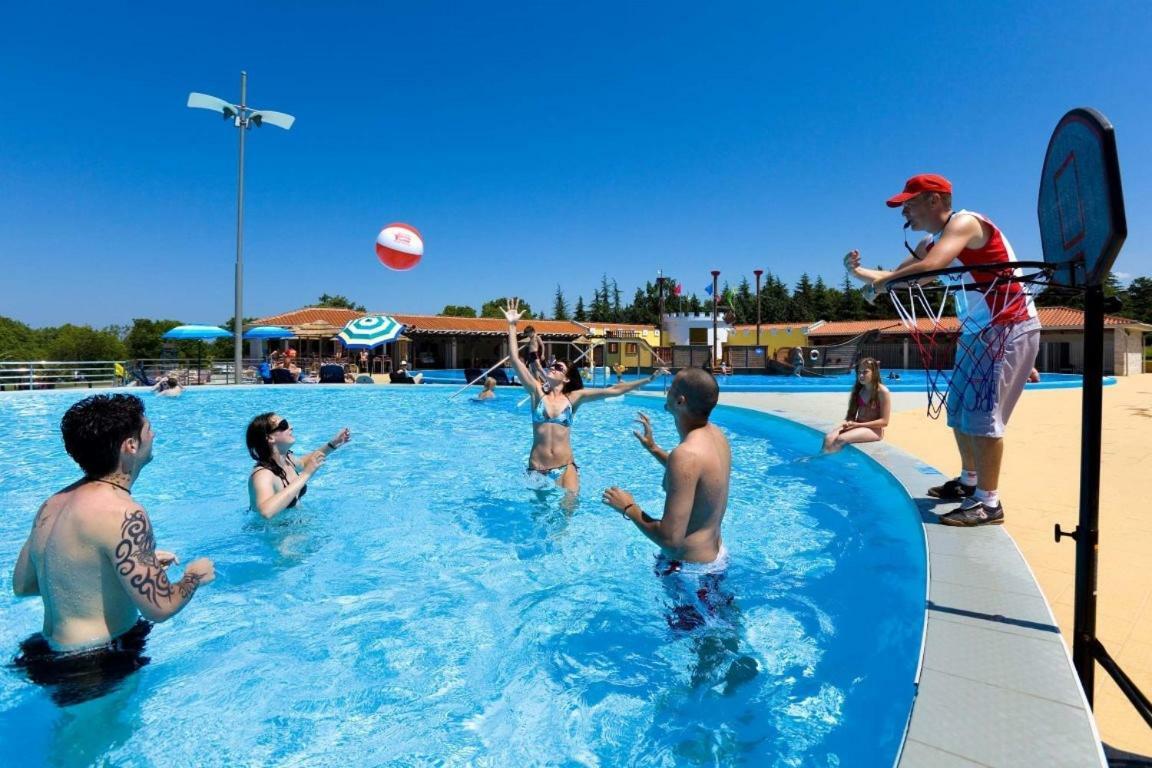 Panorama Mobile Homes In Camping Park ウマグ エクステリア 写真